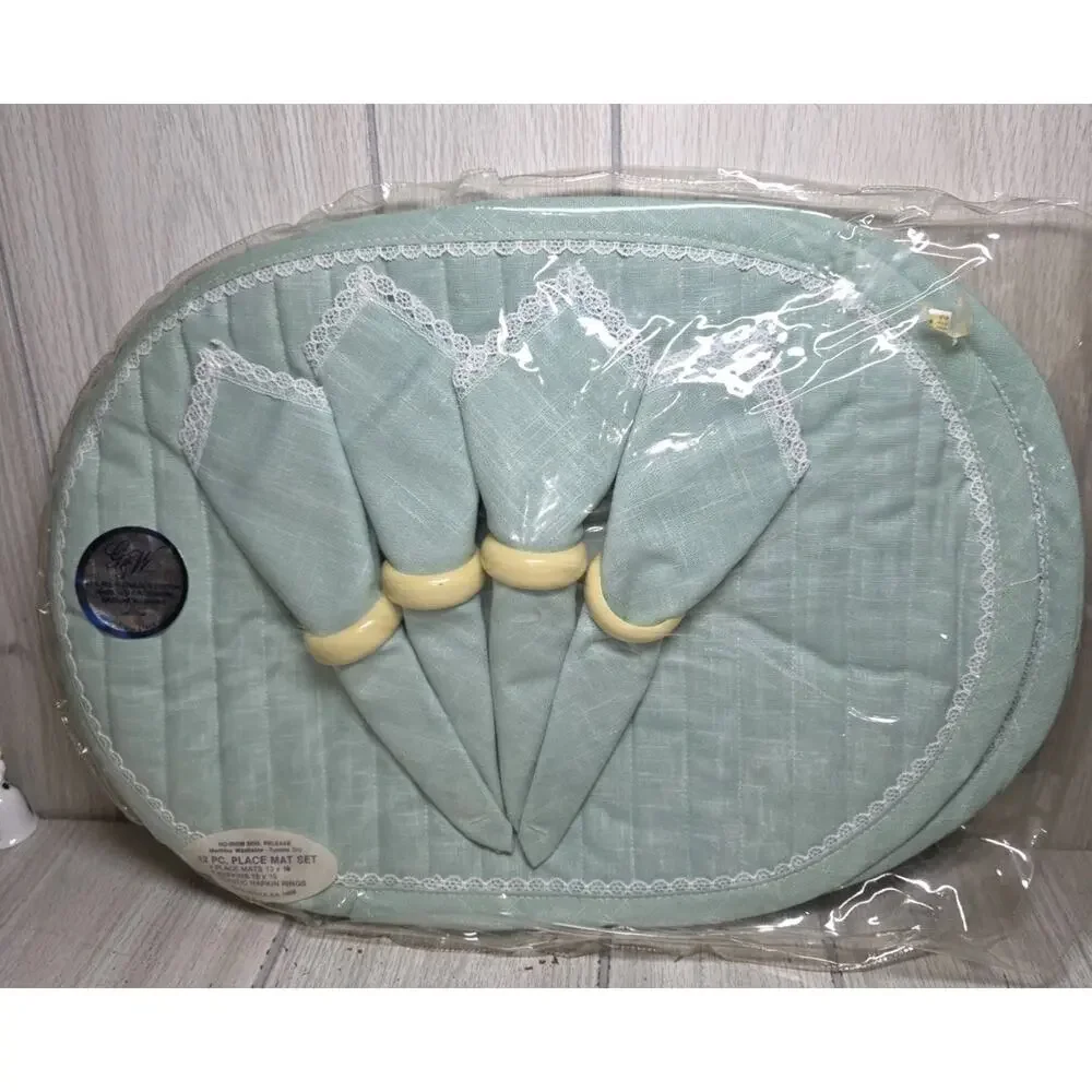 Vintage 12 Piece Linen Set Sage Green Lace Trim Placemats Napkins/Rings